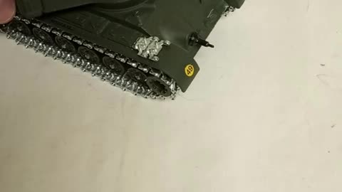 M47 Patton solido tank.