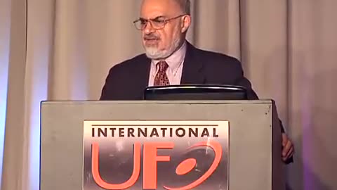 Stanton T. Friedman Presents Flying Saucers and Science