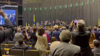 Vaias e torcida: Lula não tem clima no Congresso