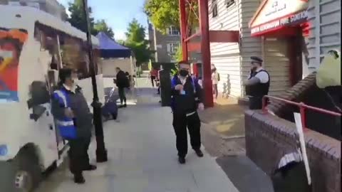 Guy Passes Out Right Outside A Mobile J4b Clinic In London