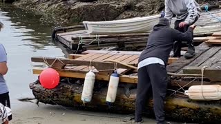 Family Rescues Trapped Seal