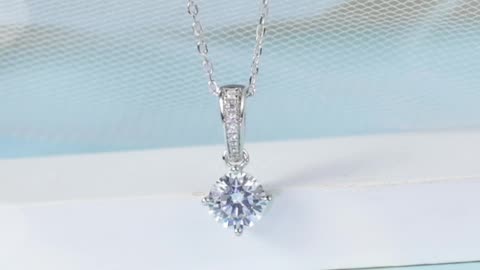 o02A Classics 1ct Moissanite White Gold Plated 925 Sterling Silver Moisanite Necklace