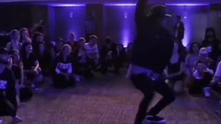 Les Twins - Larry Freestyle