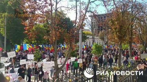 2022-09-18 MOLDAVIA prima grande manifestazione contro il governo