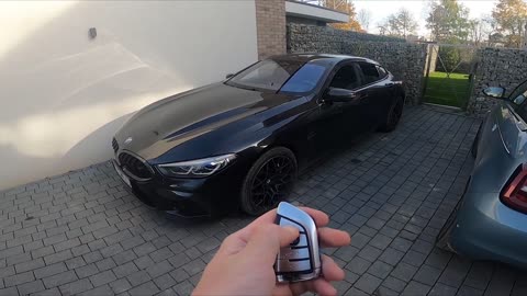 How to Lower and Raise the Windows Using Key Fob in BMW Series 8 II