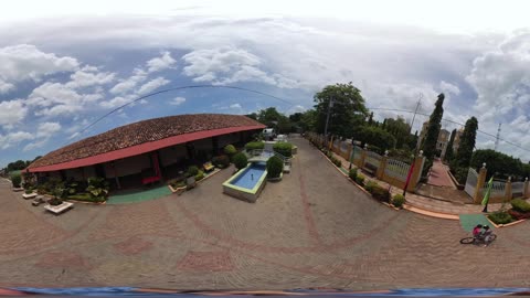 El Sauce Nicaragua Church & Plaza Walkthrough 8K 360 Degrees | National Sanctuary