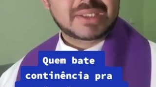 Abade do mosteiro Cristo Rei fala contra o comunismo