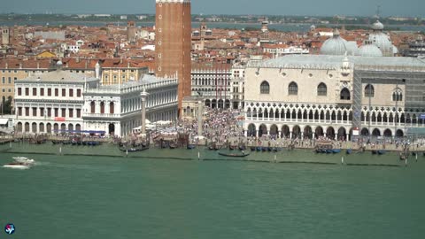 Cinematic Documentary - Tour of Venice - Visiting Top Tourist Attractions in Venice - Italy