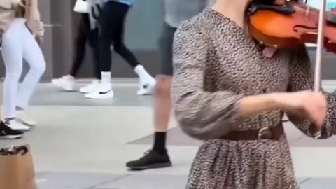 Beautiful Girls Playing violin 🎻