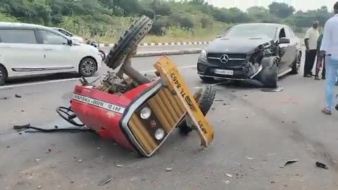 Tractor Vs Mercedes Benz.