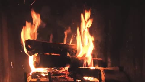 Beautiful fireplace ang grate relaxing music