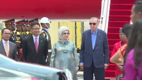 Turkey's Erdogan arrives at Indonesia G20 after Istanbul blast _ AFP_1