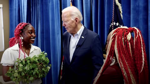 President Biden Meets with Latreca and Ikina in Las Vegas