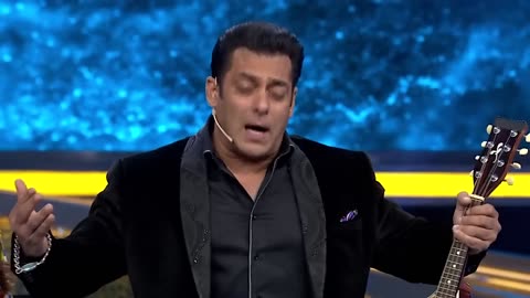 Salman, Shah Rukh और Rani का साथ देने आये Sunil Grover - Dus Ka Dum