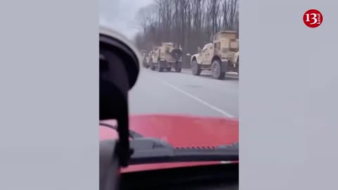 A large number of US armored vehicles are in Ukranian roads - Convoys are leaving for front