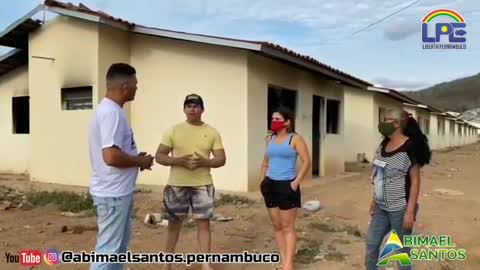 Veja o que o PT, MST, MTST fez com as casas que Bolsonaro iria entregar aos pobres...