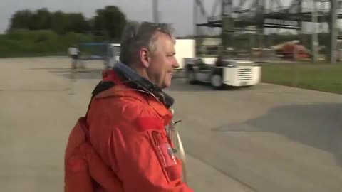 STS-134 Crew Practice Landing the Shuttle