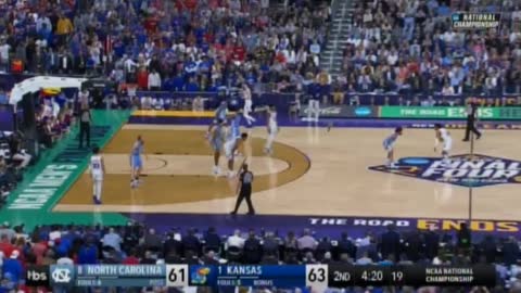 Final Four: NC Player Holds Chest, Can't Catch Breath, Sinks to Floor, Throws Up in Final Minutes