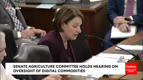 Klobuchar Presses CFTC Chairman On Crypto Oversight: ‘You Need More Statutory Authority, Correct?’