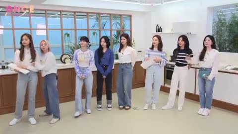 ONCE Japan『TWICE Channel』Episode 1 (pt 3/4)