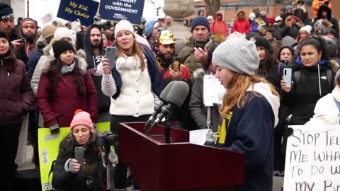 Thousands protest covid-tyranny in Albany, New York