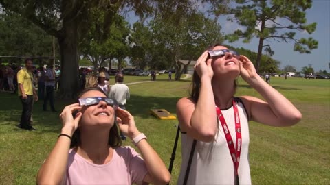 NSYNC’s Lance Bass Shows How to Safely View an Annular Solar Eclipse