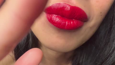 ASMR KISSING WITH RED LIPSTICK