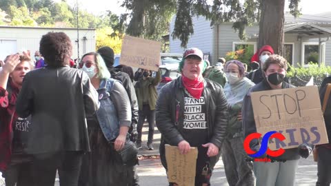 Dueling Protesters Debate The Innocence Of 11 Year Old Drag Queen Playing Dress Up