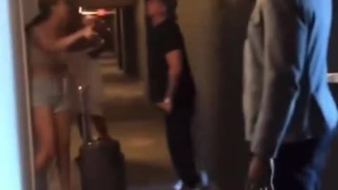 Man Catches His Girl Cheating at The Hotel He Paid For