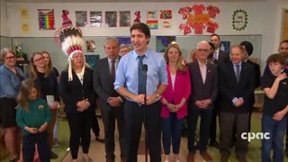 Young Girl Collapses Suddenly during Justin Trudeau's Speech...