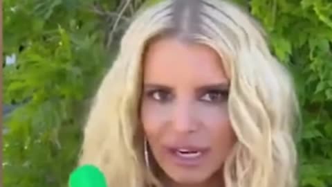 Video: Jessica Simpson partners with Flonase to help treat allergies