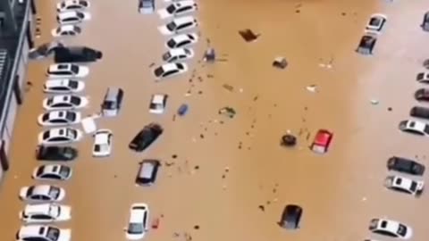 🌊 Flash flood chaos in New York 🇺🇸