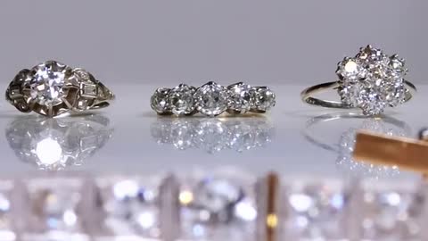 Pick an Antique Engagement Ring from Our Stunning Collections!