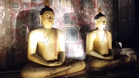 Statues of Dambulla cave temple