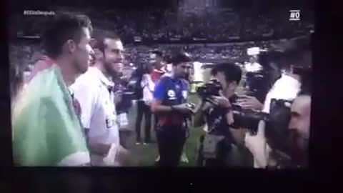 Modric asking for La Liga trophy