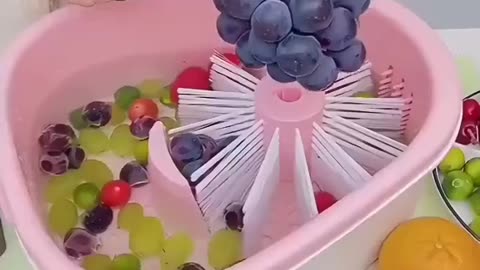 fruit_cleaning_gadget_Must_kitchen_gadgets_Gadgets_kitchen_cooking_Cool_kitchen_gadgets #gadgets