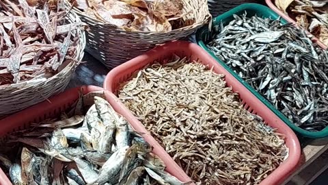 Why Filipino like dried fish? Place to buy different kinds of dried fish!! Philippines
