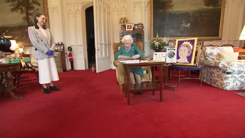 Queen's Pooch Joins in the Jubilee Celebrations!