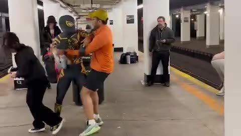 Sandwich Snatching Gone Wild in the Subway! 😂 #StreetComedy #NYC #FunnyShorts #LOL