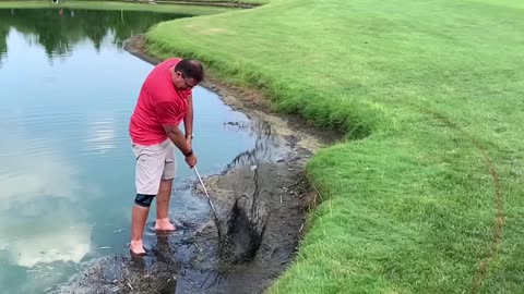 Rate my golf swing out of the Muck !