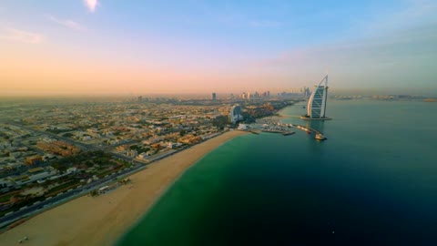 Hotel AERIAL Burj Al Arab at dusk