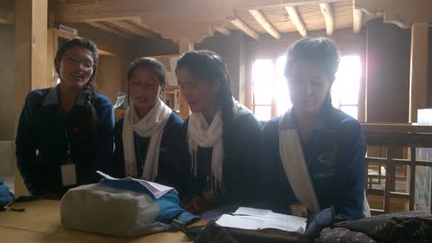 Ladakhi Folk Song sing by Ladakh School Girls, Jammu & Kashmir, India