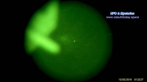 Bright UFO flying at night