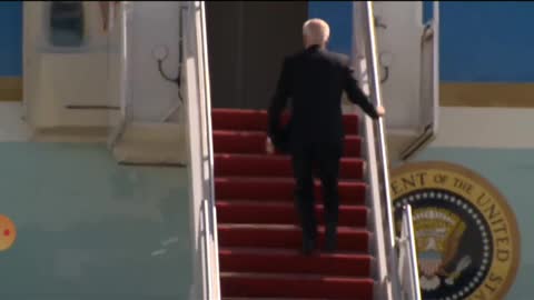 President Biden falls on Air force stairs three time