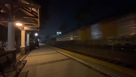 Surfliner at rosecrans