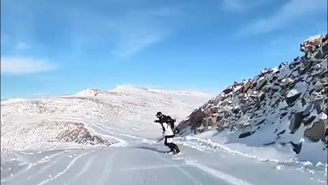 Skiing freely with me