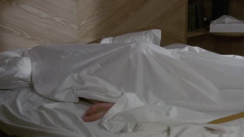 [Movie] Insignificance - Theresa Russell bare soles