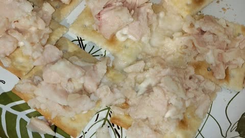 Eating Sweet Sue Chunk White Chicken, Dbn, MI, 5/19/24