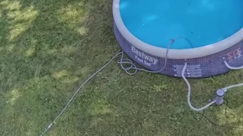Inflatable Pool Overflows