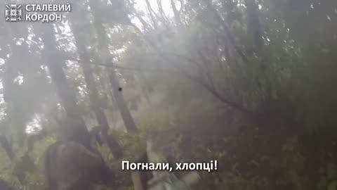 Ukraine combat footage - Ukranian soldiers are breaching Russian defence lines